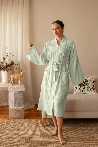 Adaçayı Yeşili 2 kat müslin kimono bornoz, ön görünüm – %100 Denizli pamuğu, OEKO-TEX, VivaMaison