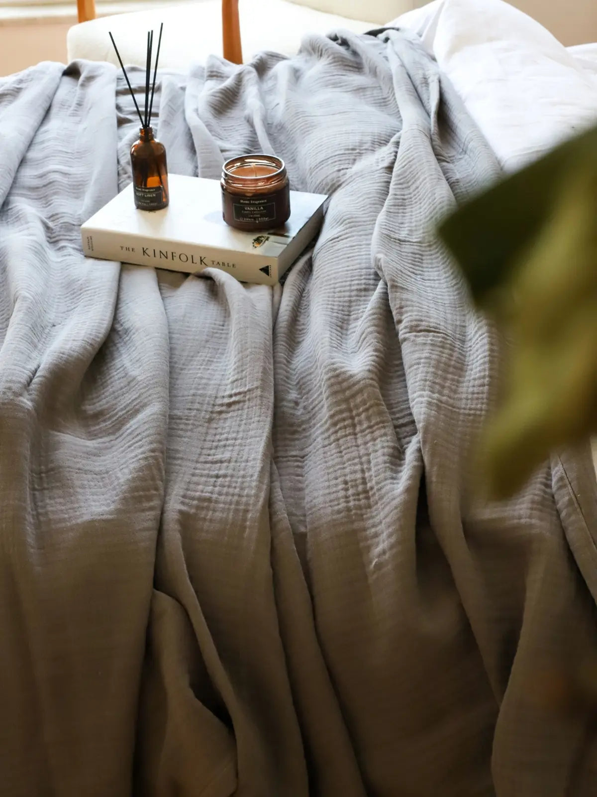 Antrasit 4 kat muslin saçaksız pike dalgalı döküm görünümü