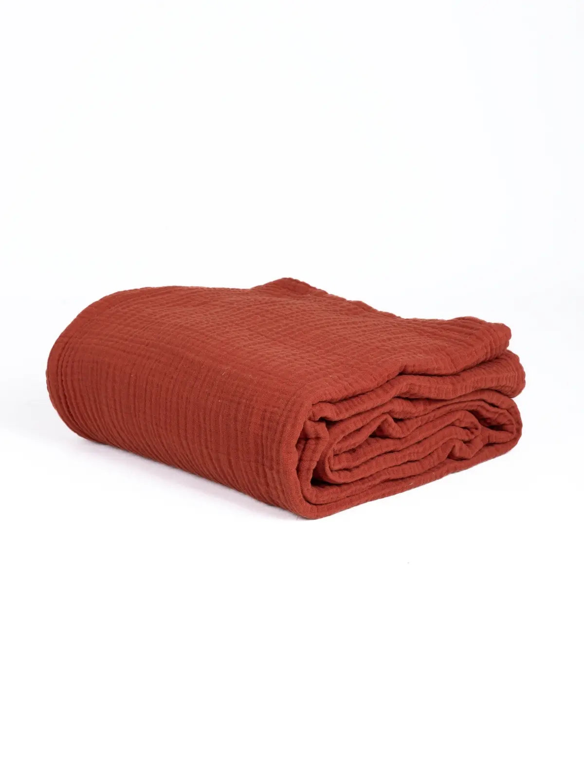 Bordo muslin saçaksız pike katlanmış halde düz kenar detayı