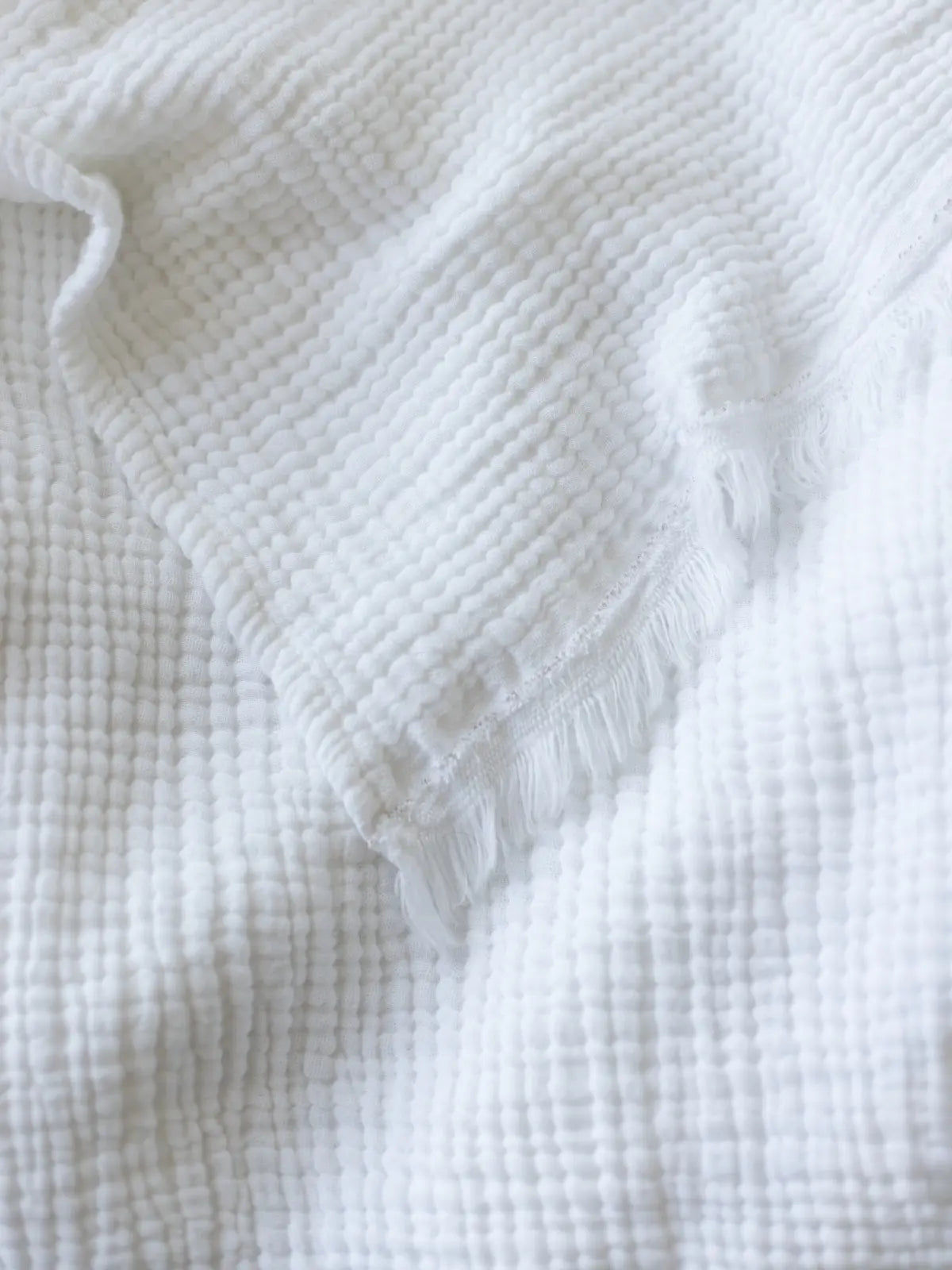 Beyaz iplik boya yatak örtüsü çift taraflı görünüm