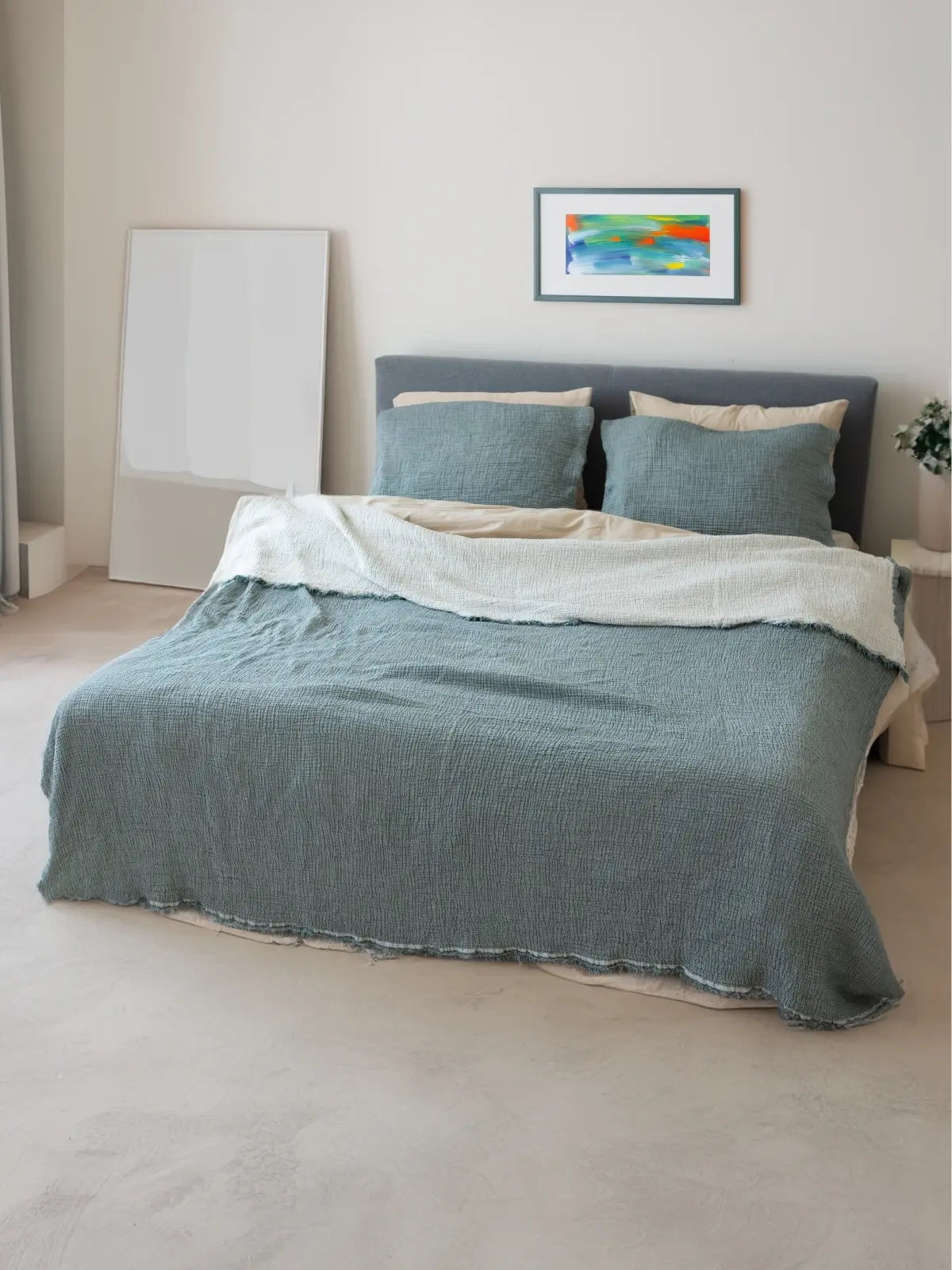 Koyu yeşil 4 kat muslin pike dalgalı döküm görünümü