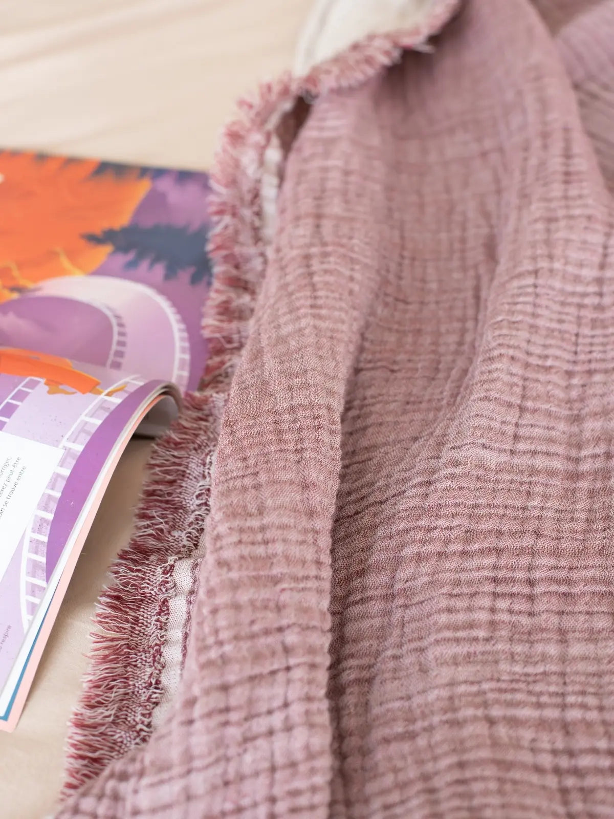 Mürdüm iplik boya yatak örtüsü ikinci yüz görünümü