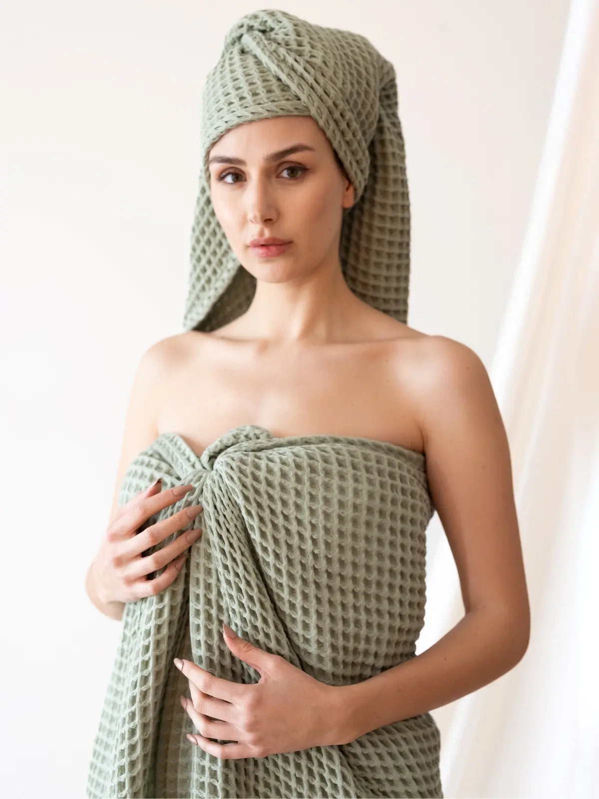 Adaçayı yeşili waffle havlu petek dokuma detay yakın çekim