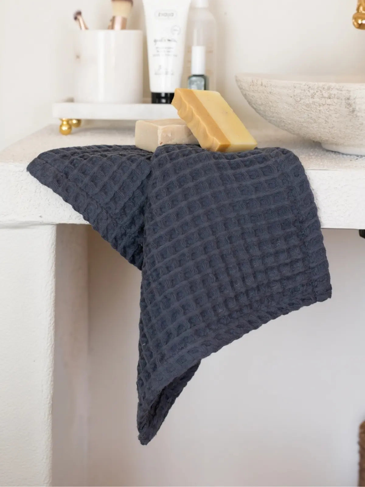 Antrasit havlu seti renk tonu ve doku detayı