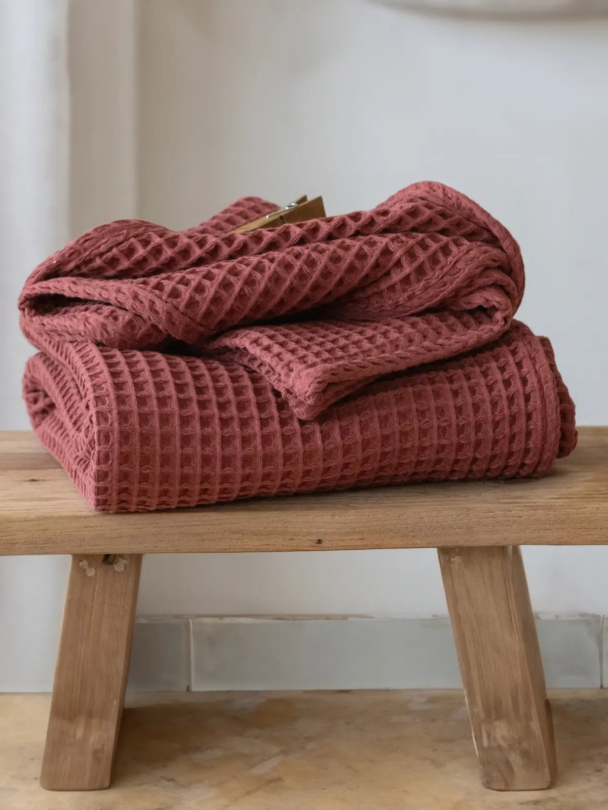 Bordo petek havlu klasik lüks banyo dekorasyonu