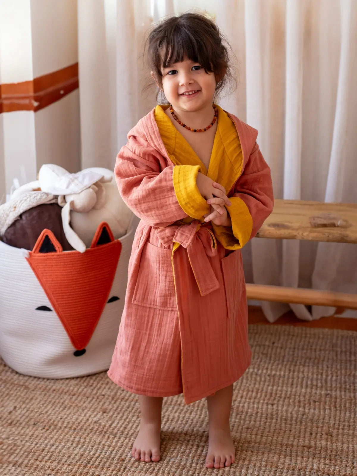 Terracotta çift yönlü muslin kapüşonlu çocuk bornozu