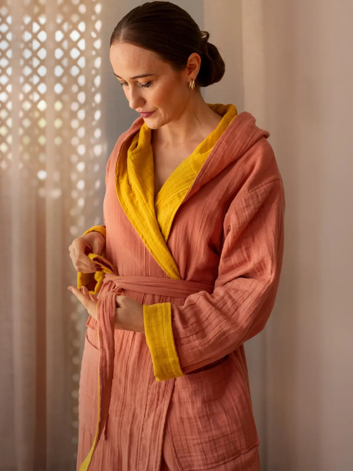 Çift yönlü 4 kat muslin bornoz 2+2 kat yapısı kumaş detayı