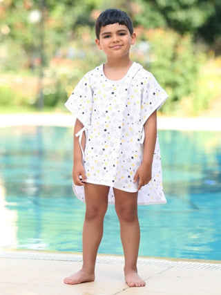 Yıldız desenli %100 pamuk muslin bebek çocuk panço giyili çocuk model