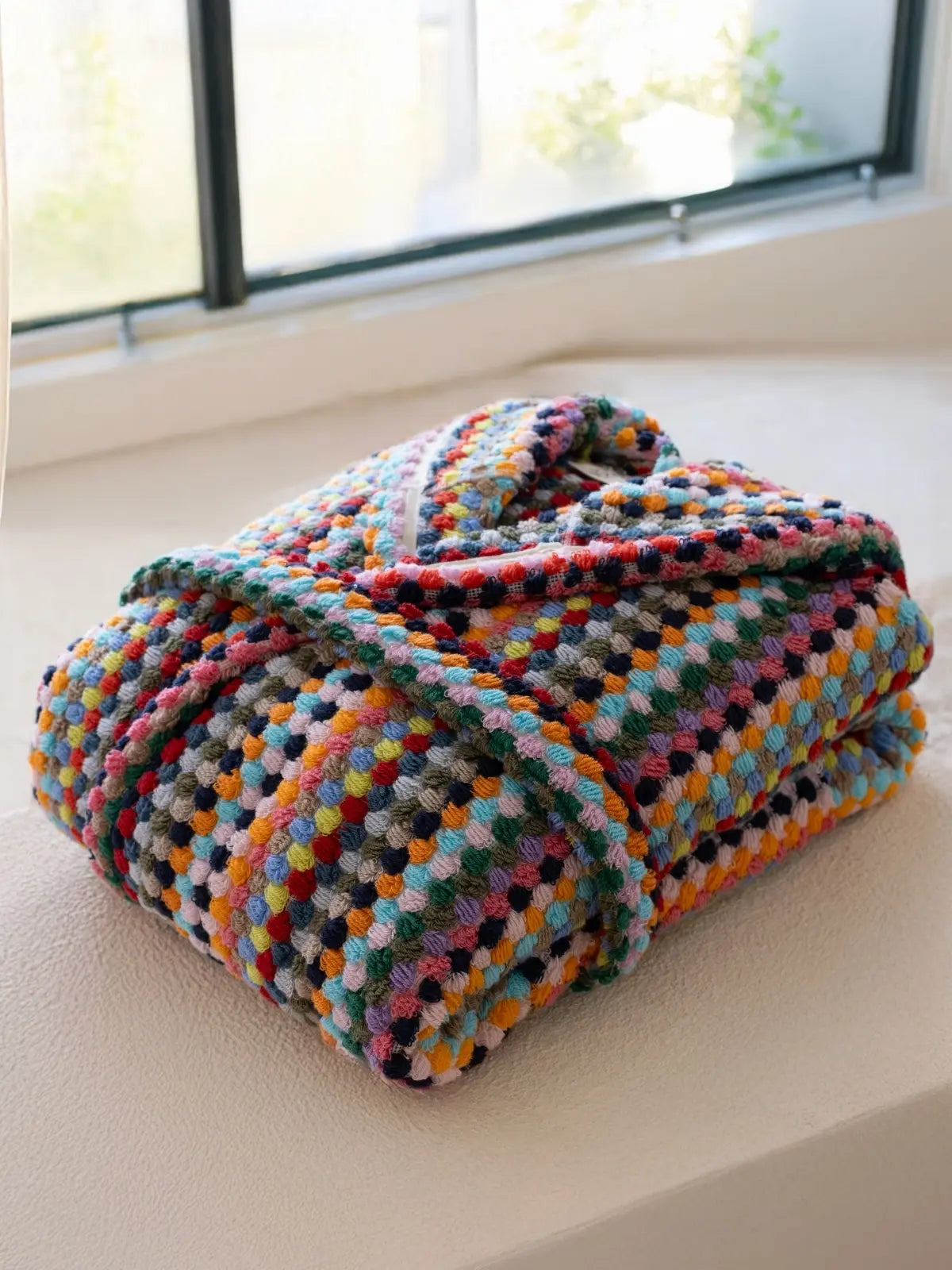 Gökkuşağı bubble bornoz arka görünüm çok renkli sırt detayı