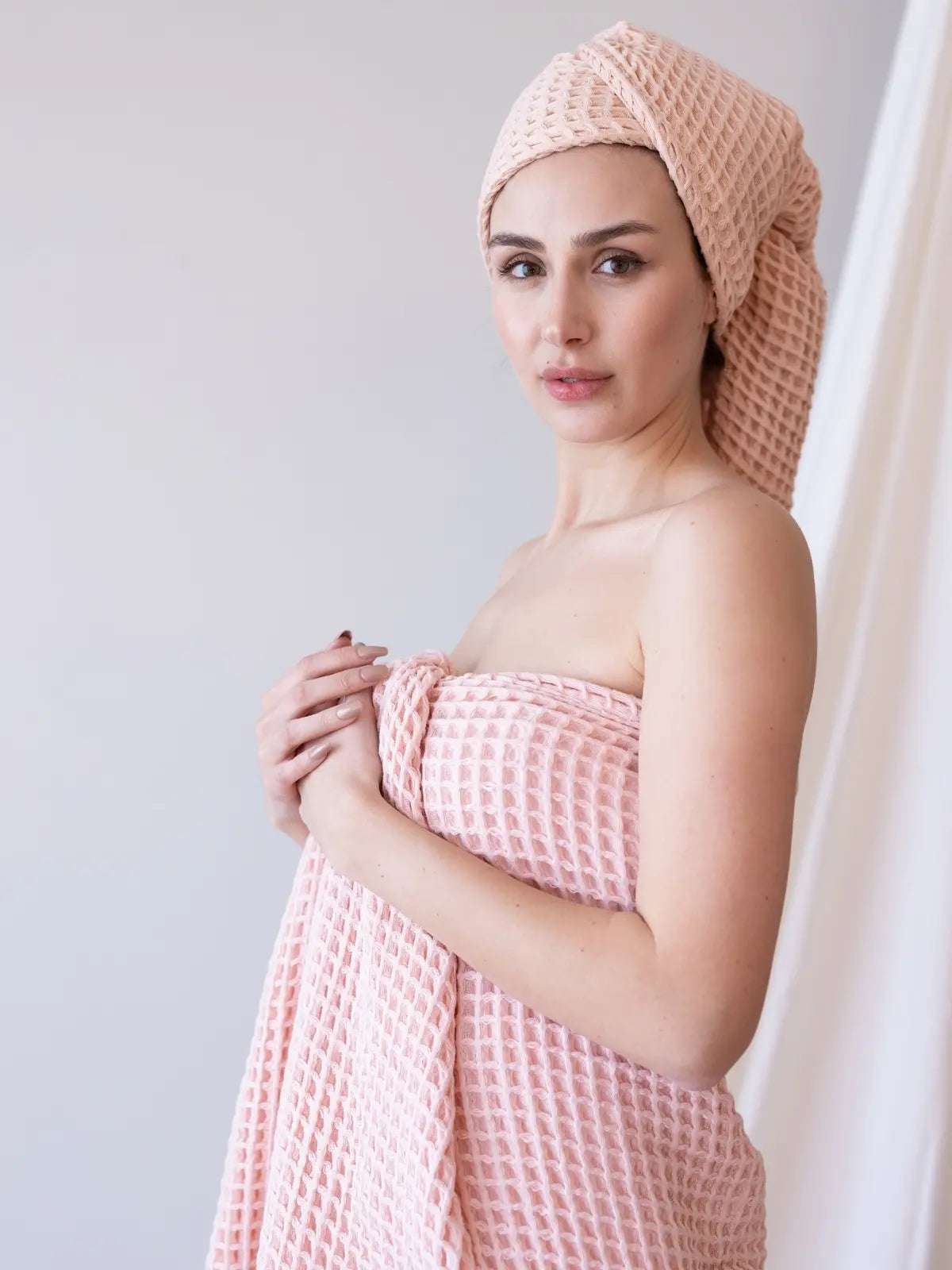 Pembe waffle havlu petek yapılanması detay çekim