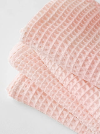 Pembe waffle havlu seti komple içerik görünümü