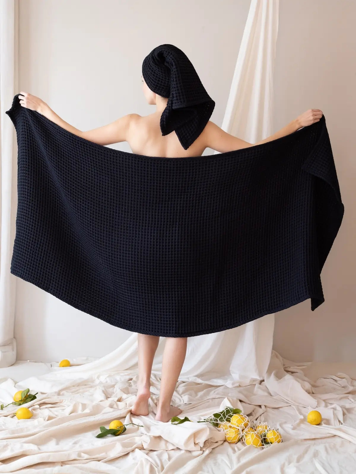 Siyah banyo havlusu 90x180 cm waffle petek dokuma