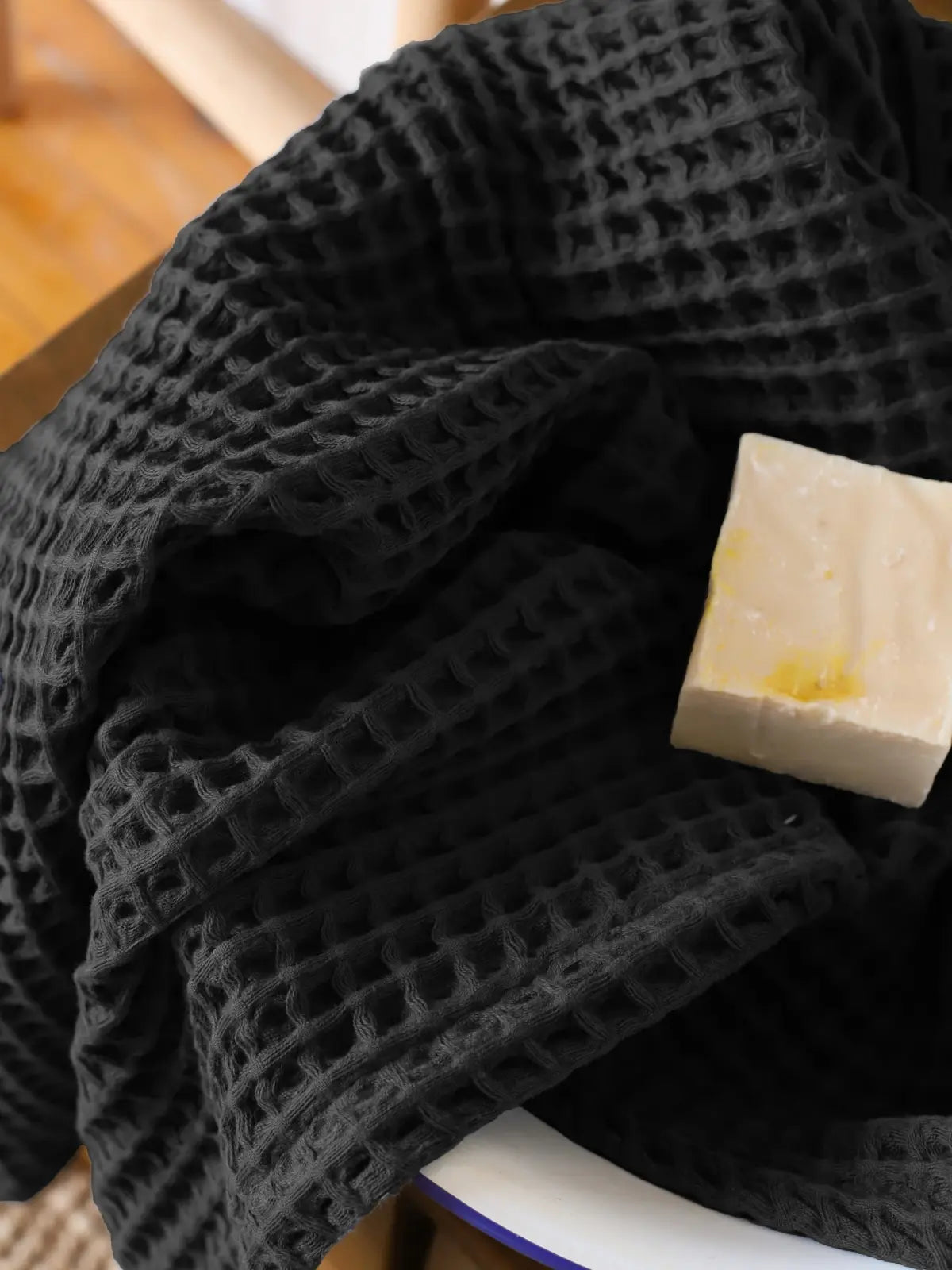 Siyah waffle havlu petek doku detay çekim yakın