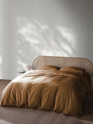 Camel stonewashed nevresim takımı, yatak odası görünümü – %100 pamuk, OEKO-TEX, VivaMaison