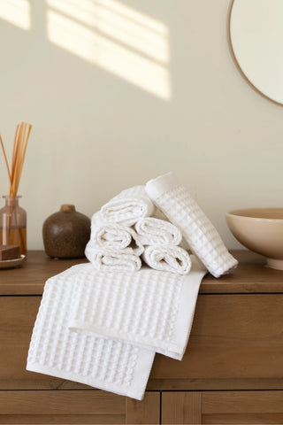 Beyaz waffle havlu seti, banyo dekoru – %100 pamuk, OEKO-TEX, VivaMaison