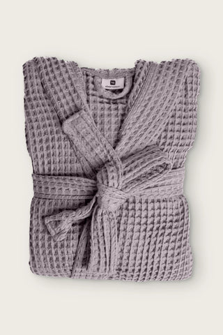 Waffle pike kapüşonlu bornoz, Açık Gri, katlanmış ön görünüm ve bağlı kuşak