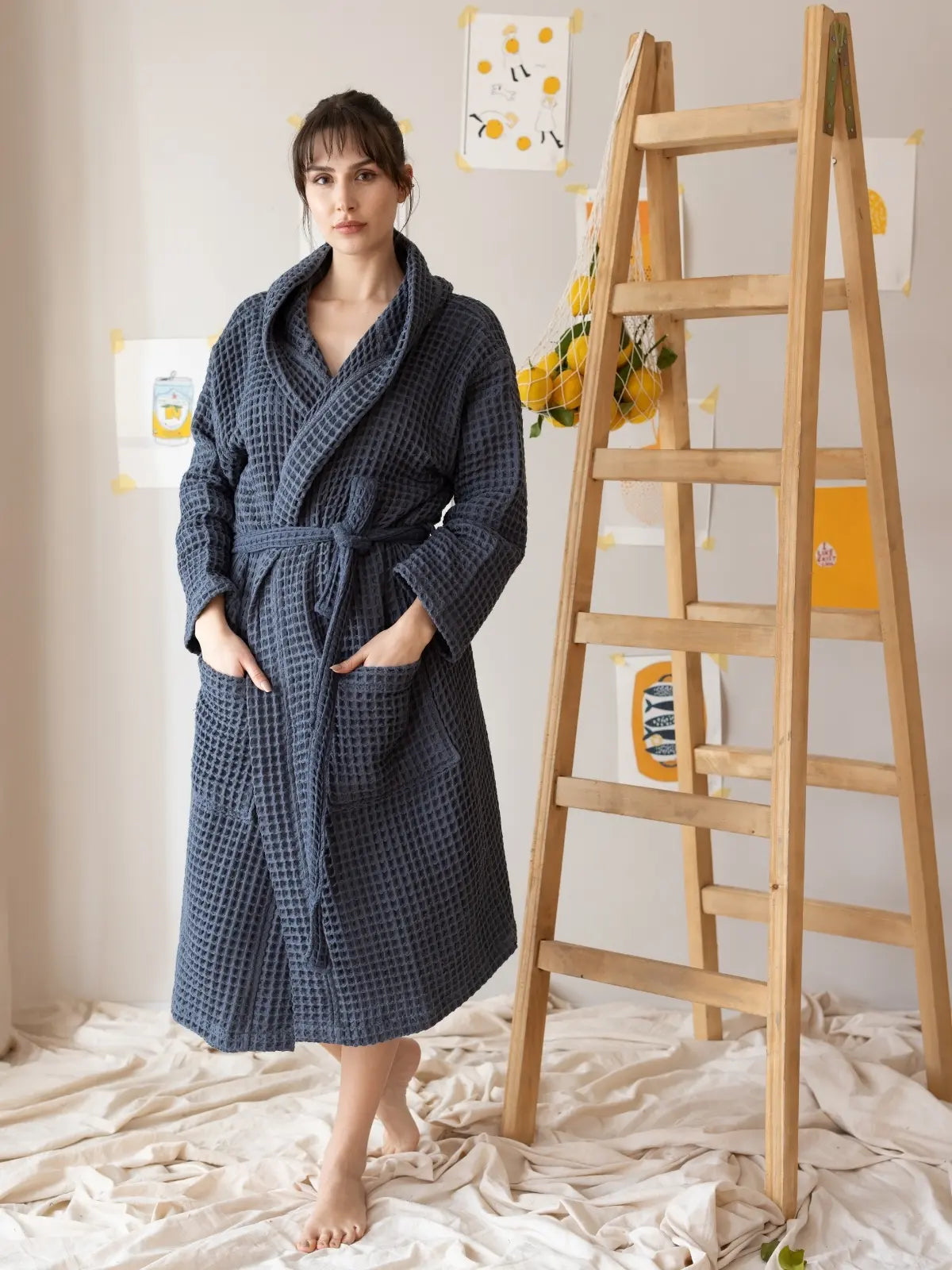 Antrasit %100 pamuk waffle pike kapüşonlu bornoz ön görünüm