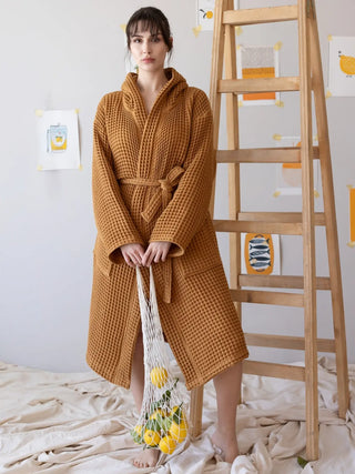Karamel %100 pamuk waffle pike kapüşonlu bornoz ön görünüm