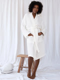 Beyaz %100 pamuk waffle pike kimono bornoz ön görünüm otel tarzı