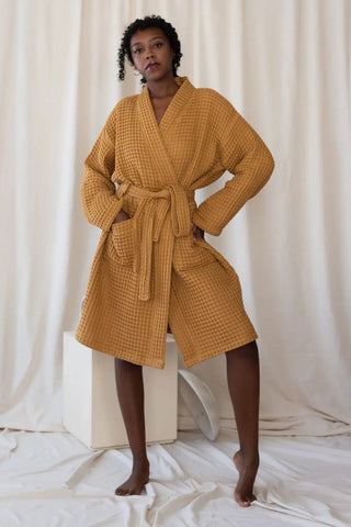 Karamel waffle pike kimono bornoz, petek dokusu detayı – %100 Türk pamuğu, petek dokuma, OEKO-TEX, VivaMaison