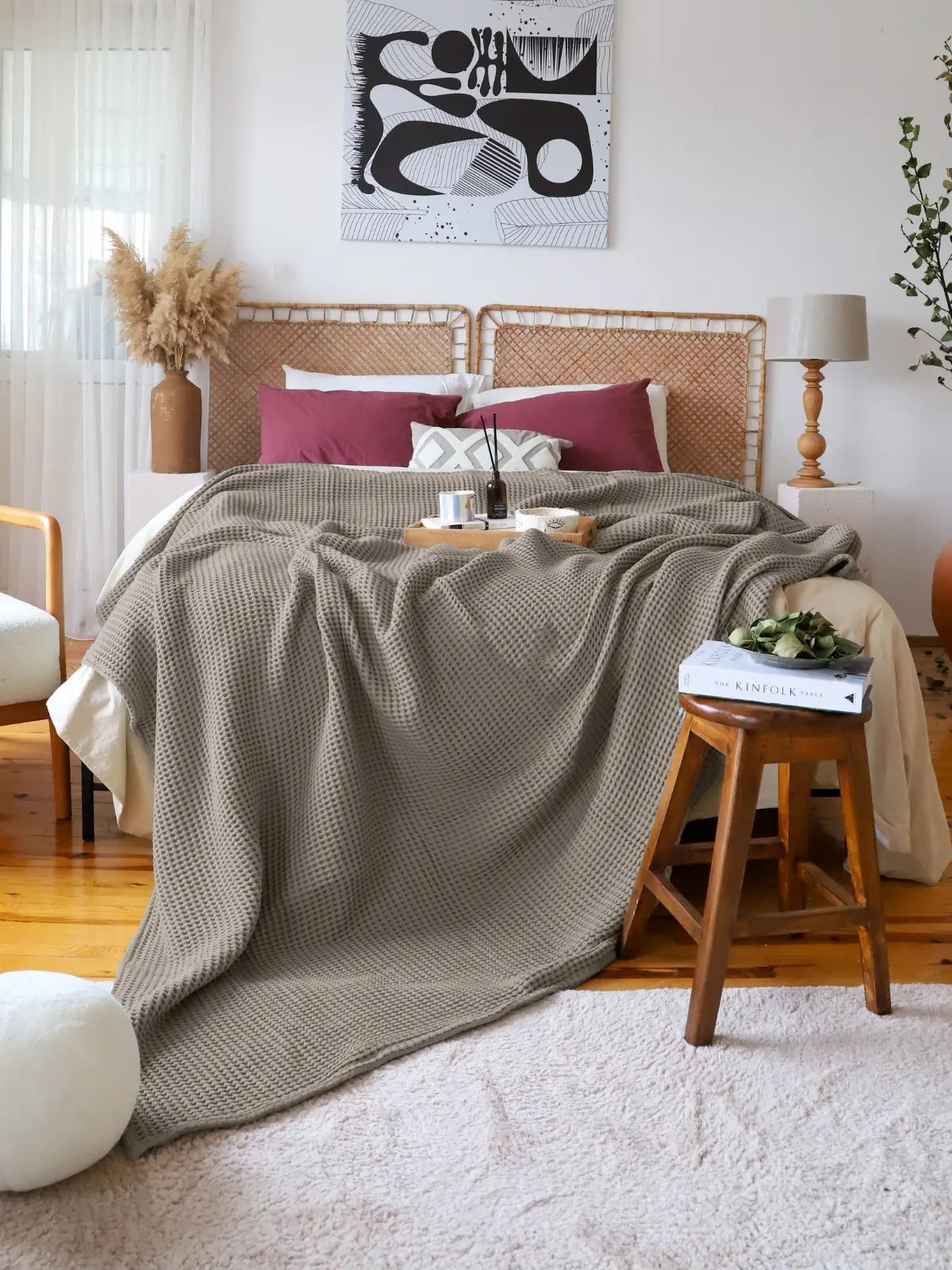 Gri waffle pike yatak örtüsü petek dokuma kumaş yakın çekim