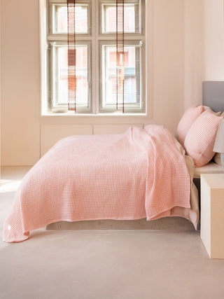 Pembe waffle pike yatak örtüsü petek dokuma kumaş yakın çekim
